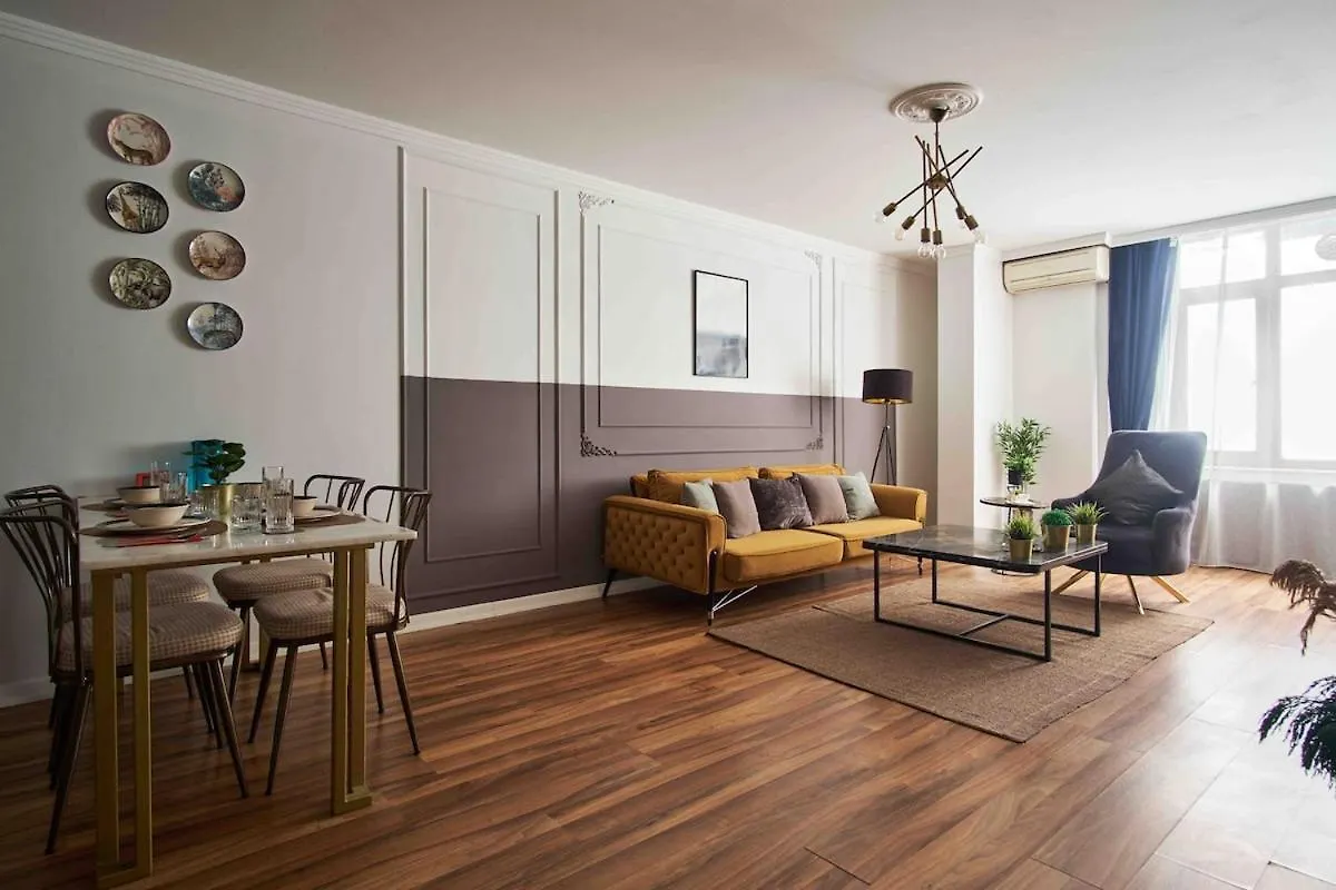 Gorgeous & Luxury Apartment In The Heart Of Sisli! Istanbul