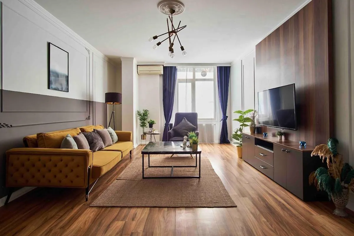 Gorgeous & Luxury Apartment In The Heart Of Sisli! Istanbul 0*,