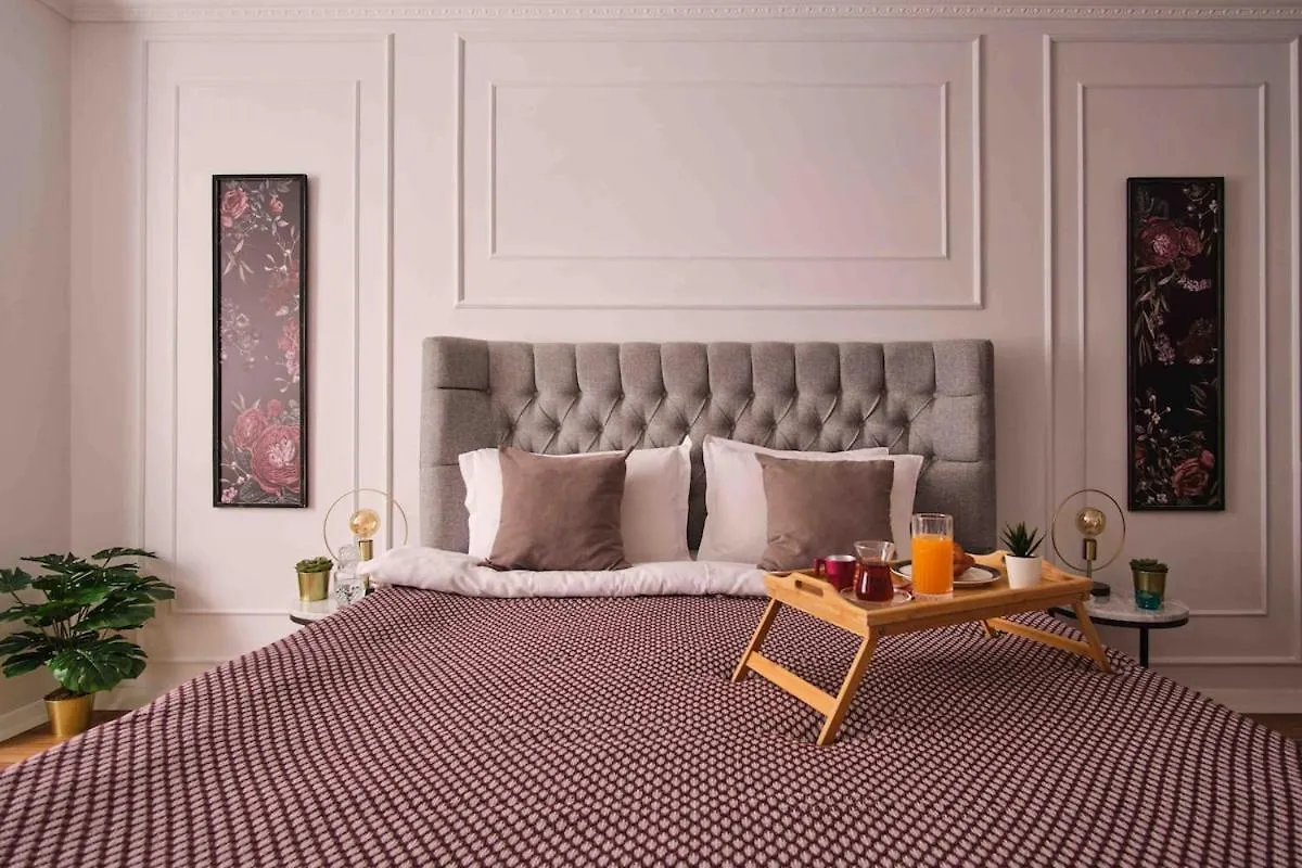 Gorgeous & Luxury Apartment In The Heart Of Sisli! Istanbul